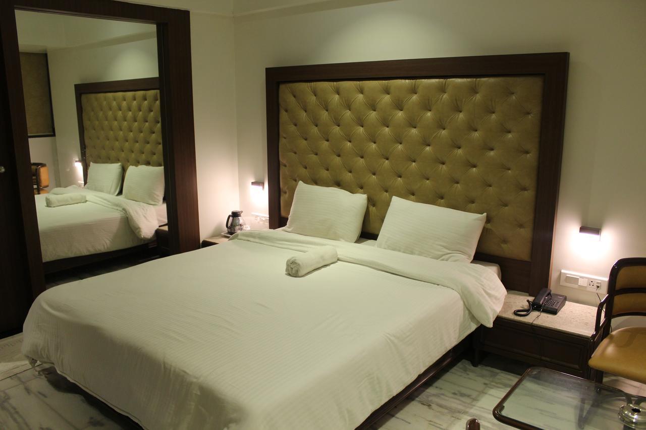 Pravasi Residency Villa Thane Exterior foto